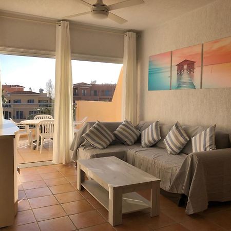Limnaria Gardens - 1 Bedroom, Sunny Apartment With Stunning Pool Views بافوس المظهر الخارجي الصورة