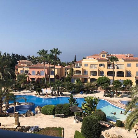 Limnaria Gardens - 1 Bedroom, Sunny Apartment With Stunning Pool Views بافوس المظهر الخارجي الصورة