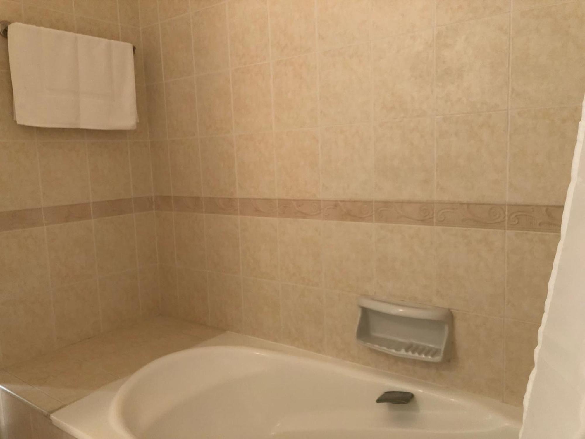 Limnaria Gardens - 1 Bedroom, Sunny Apartment With Stunning Pool Views بافوس المظهر الخارجي الصورة