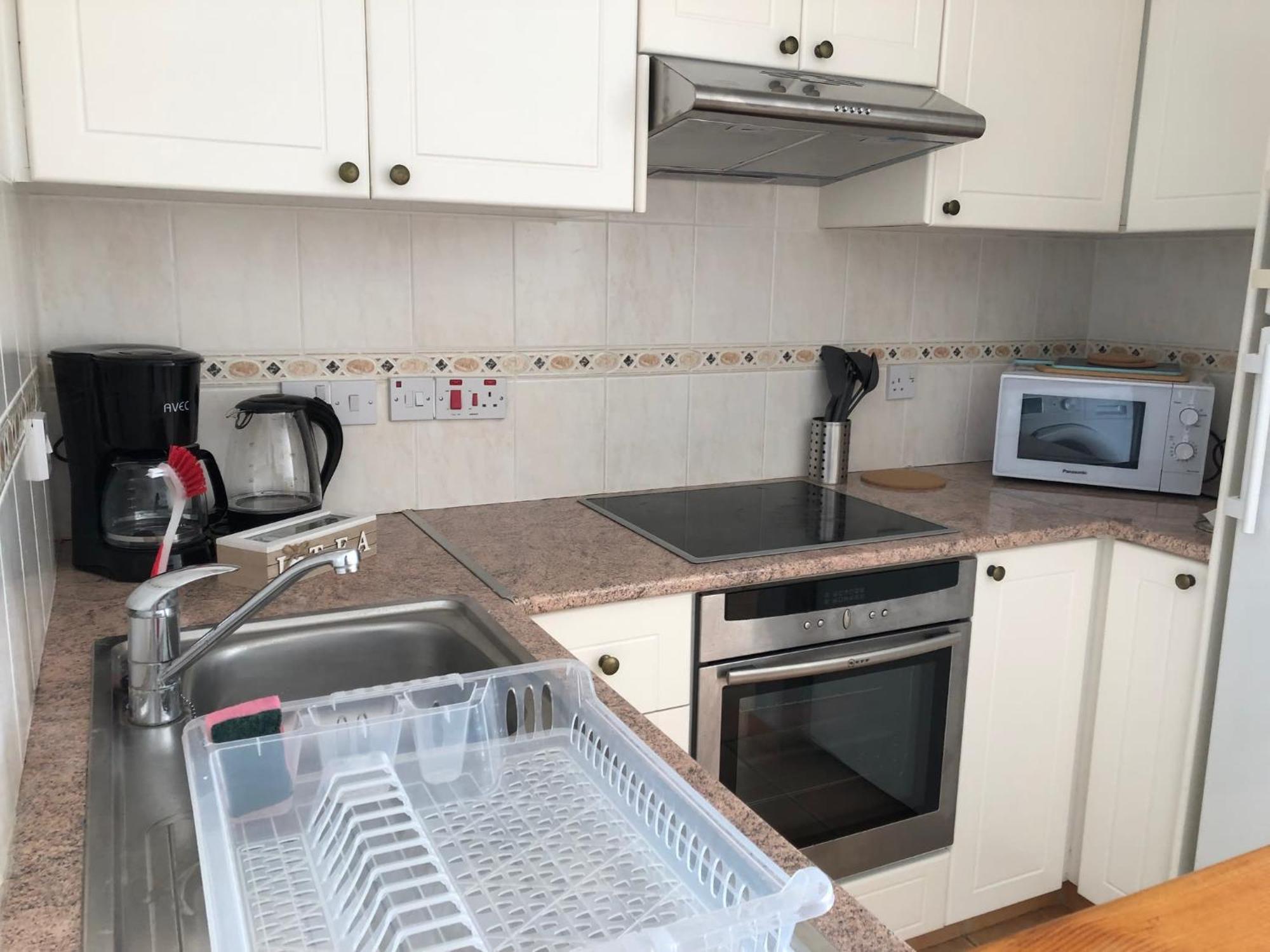 Limnaria Gardens - 1 Bedroom, Sunny Apartment With Stunning Pool Views بافوس المظهر الخارجي الصورة