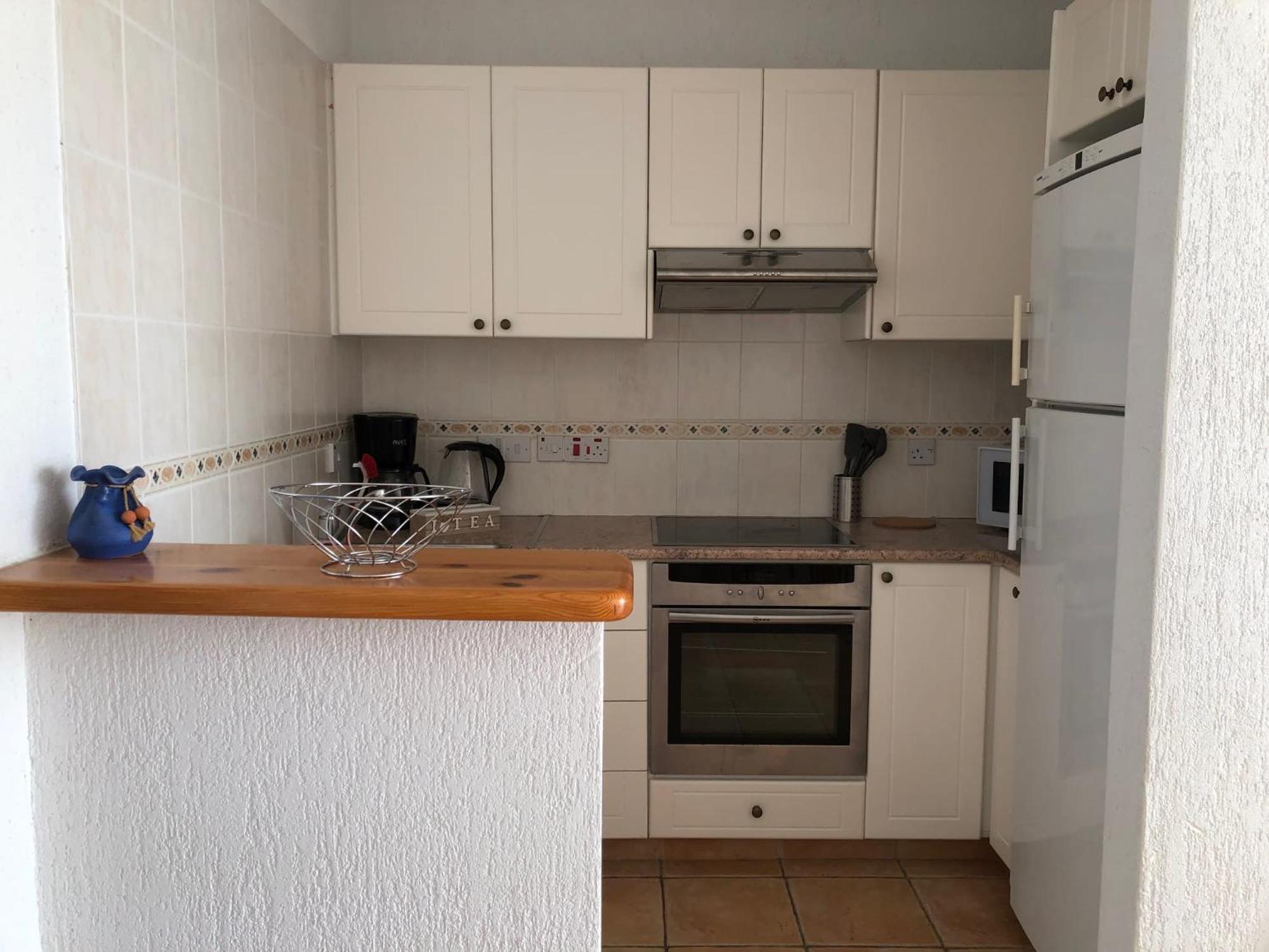 Limnaria Gardens - 1 Bedroom, Sunny Apartment With Stunning Pool Views بافوس المظهر الخارجي الصورة
